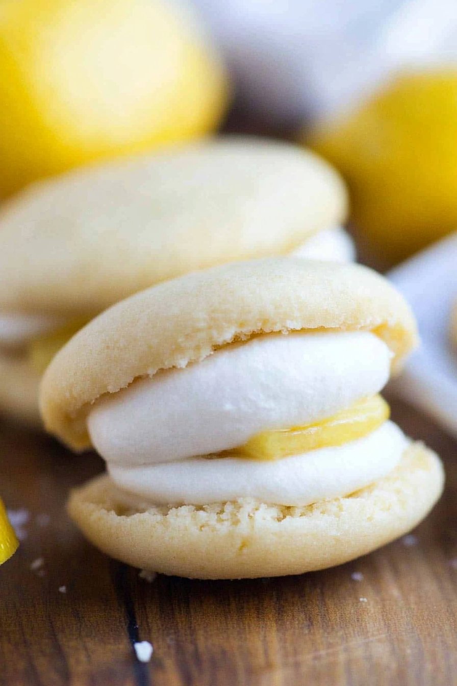 Lemon Whoopie Pies