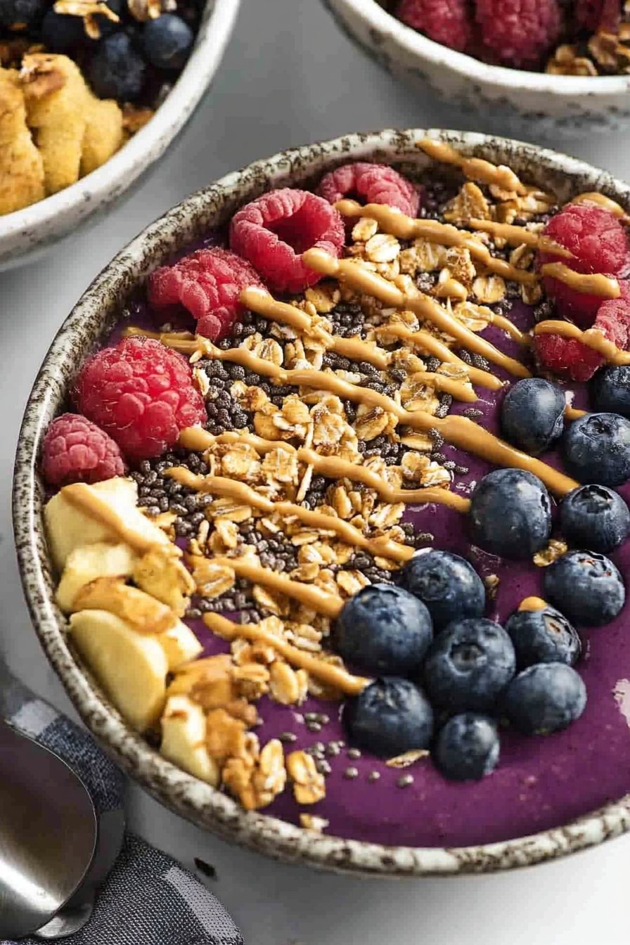 How to Make Smoothie Bowls