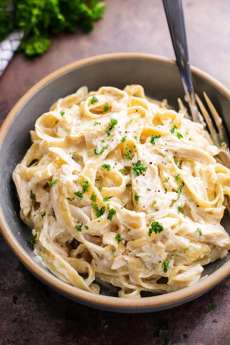 Instant Pot Chicken Alfredo