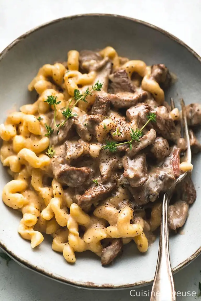 Slow Cooker Creamy Beef Stroganoff