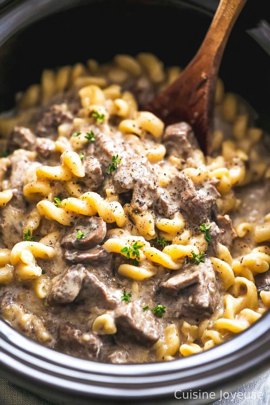 Slow Cooker Creamy Beef Stroganoff