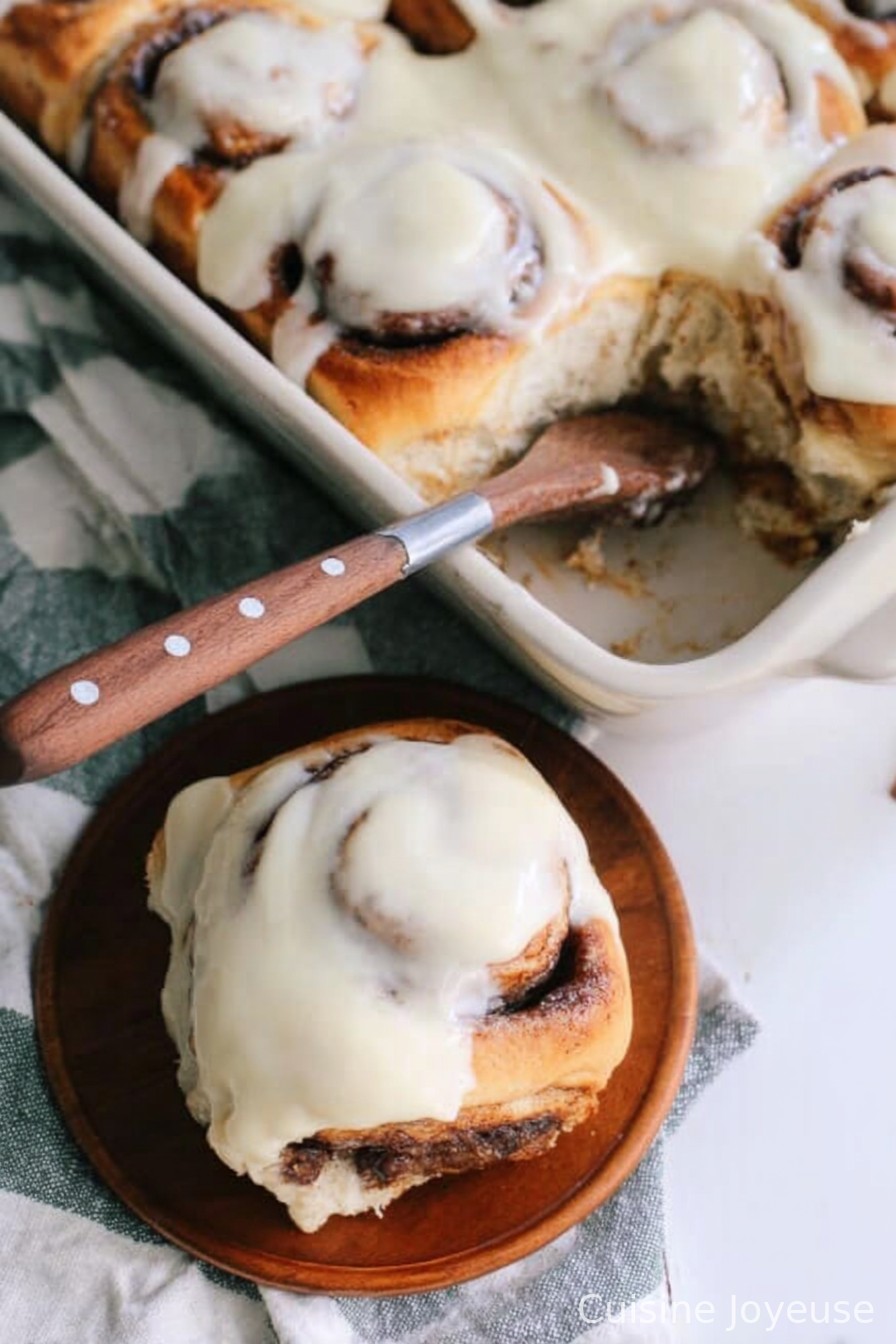 Sourdough Cinnamon Rolls