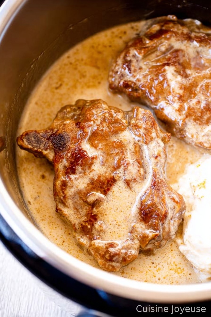 Instant Pot Sour Cream Pork Chops