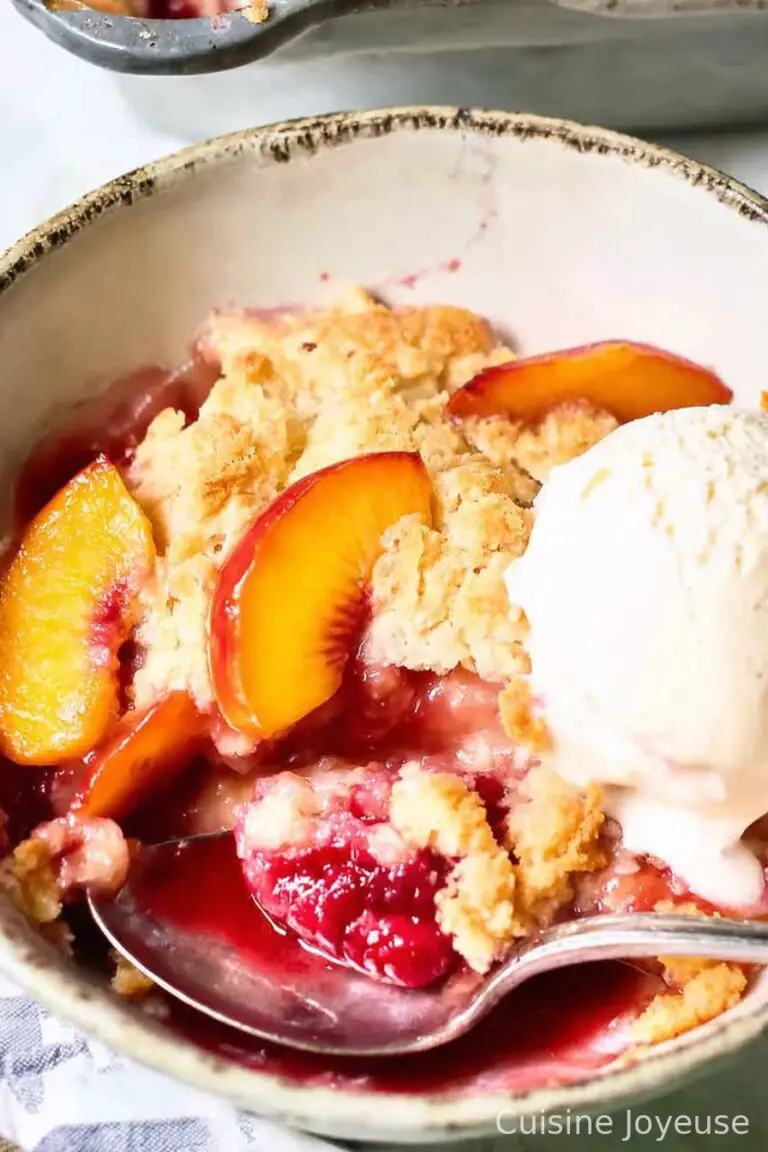 Easy Peach and Raspberry Cobbler
